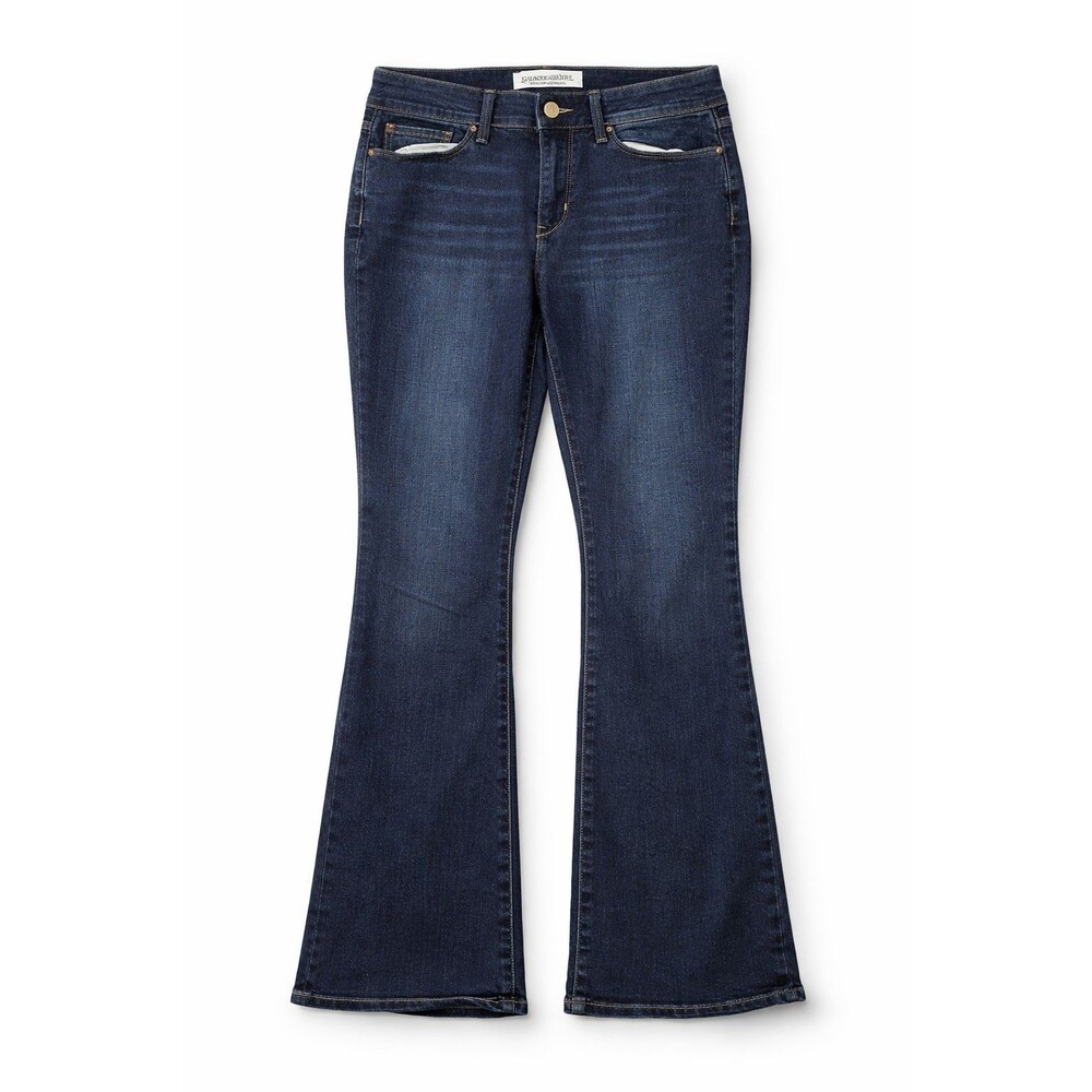 Levi’s Signature Mid Rise Bootcut Jeans Women’s W31 L30 Dark Wash